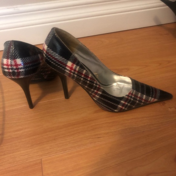 High heels - Picture 2 of 4